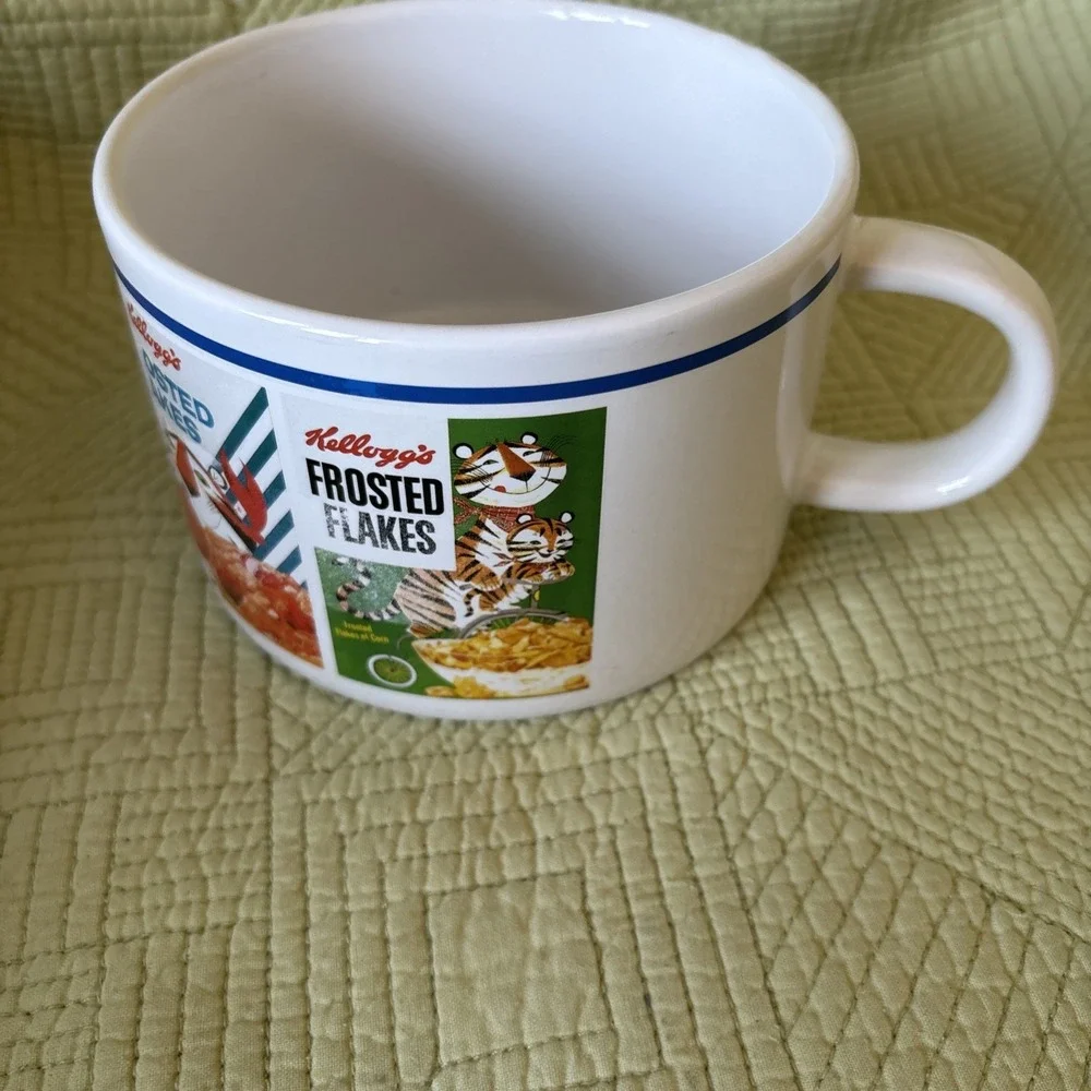 Kellogg's Frosted Flakes Tony the Tiger Oversized Ceramic Mug Cereal Box Design